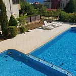 Lägenhet феличита *